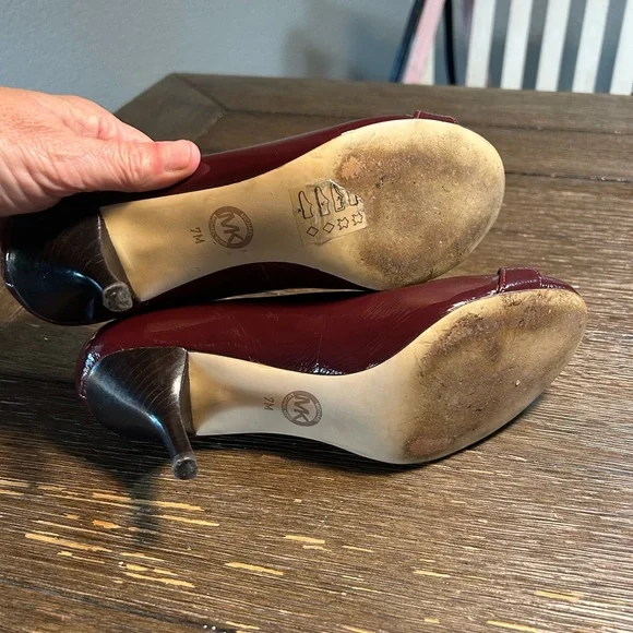 Michael Kors Alina Flex Pump size 7 - Picture 9 of 11